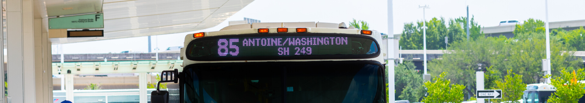 Local bus sign on the 85 Antoine / Washington route.